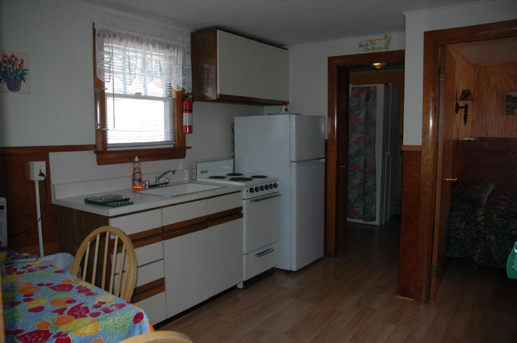 Channel Waterfront Cottages Weirs Beach Chambre photo