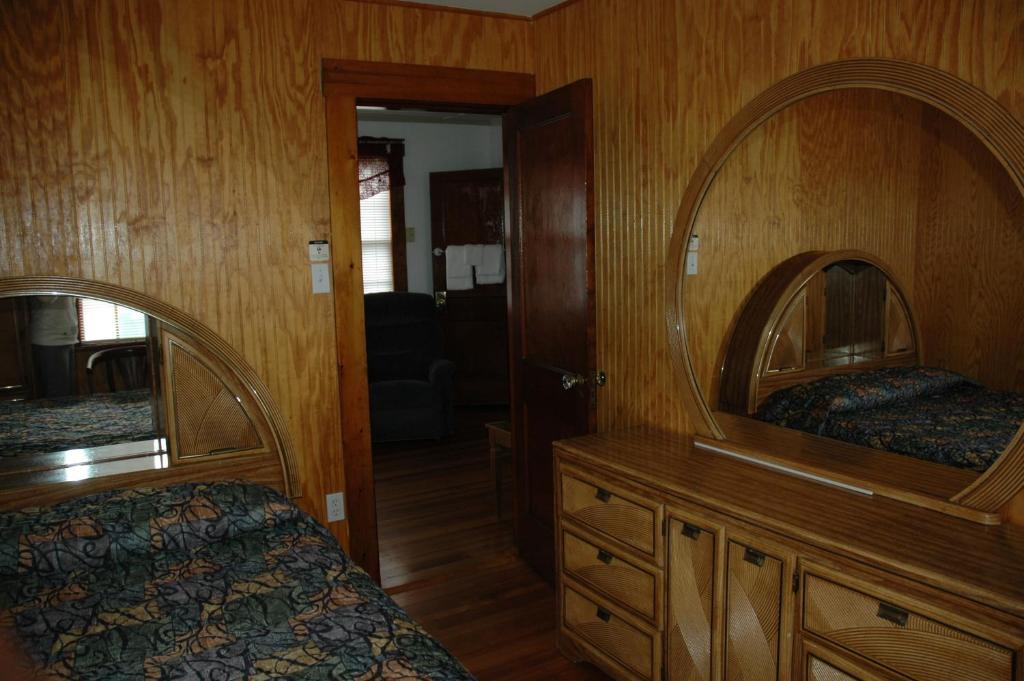 Channel Waterfront Cottages Weirs Beach Chambre photo