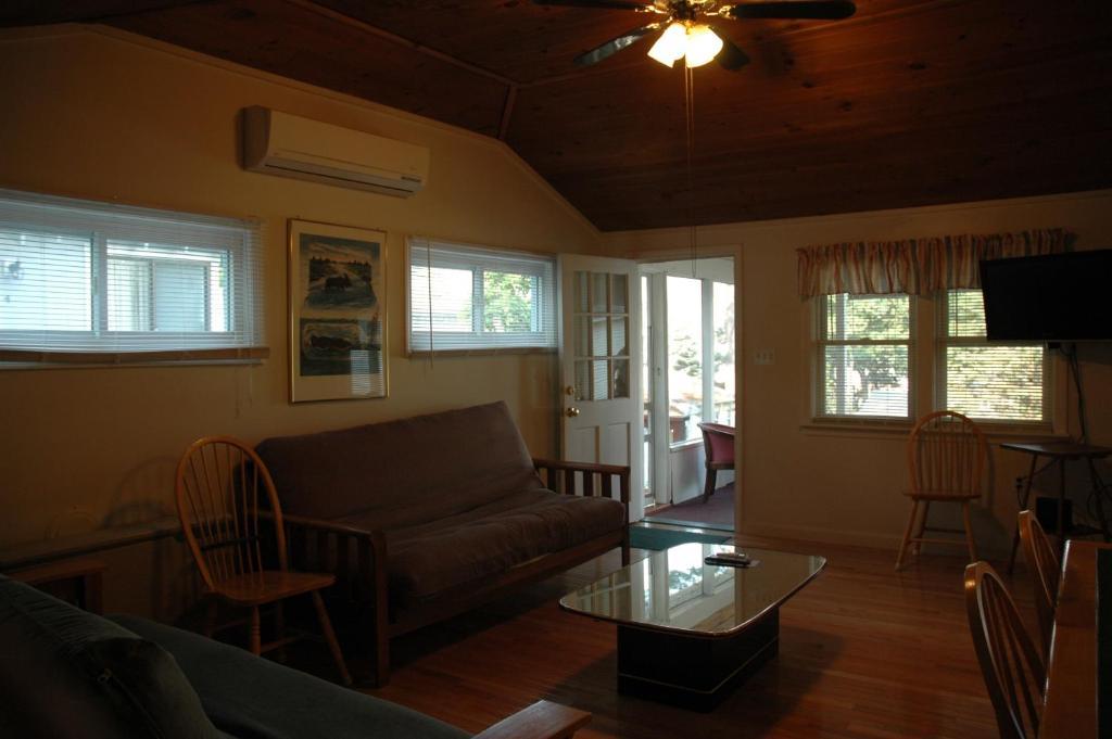 Channel Waterfront Cottages Weirs Beach Chambre photo