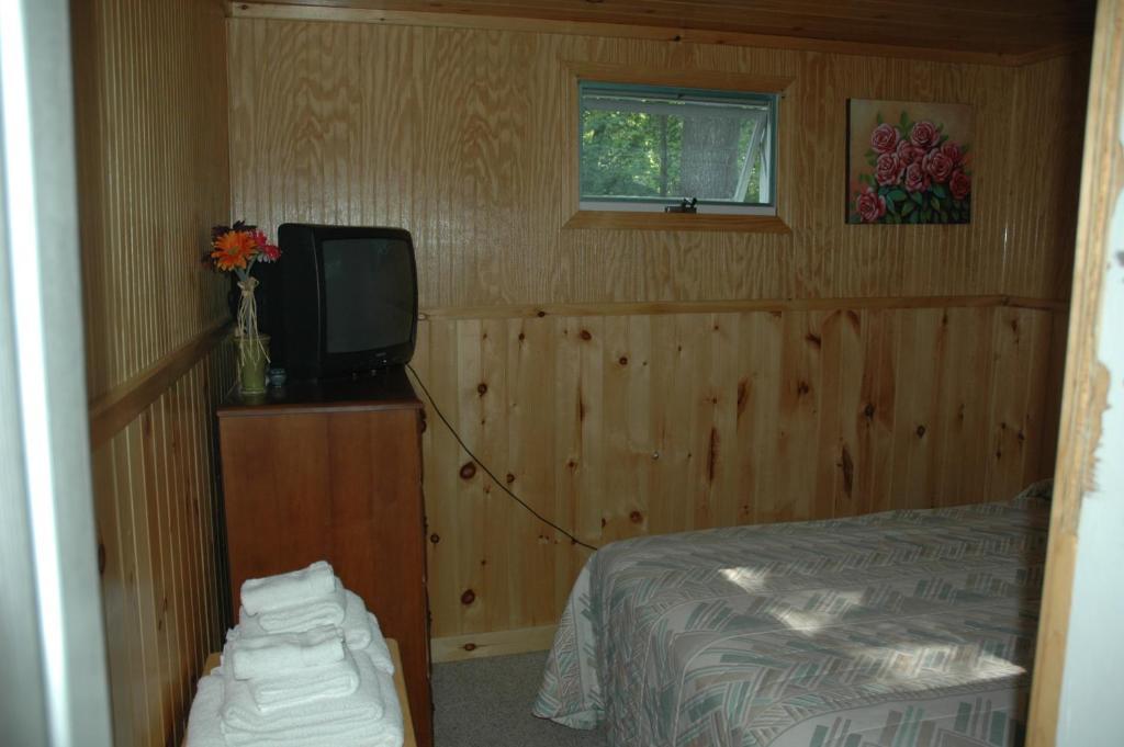 Channel Waterfront Cottages Weirs Beach Chambre photo