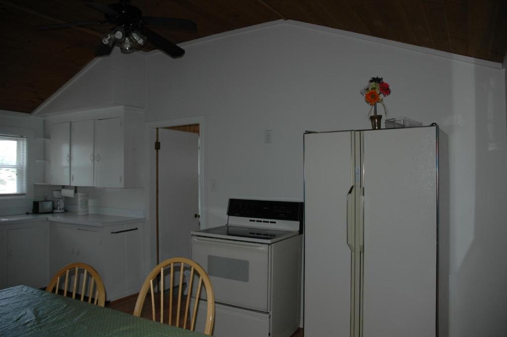 Channel Waterfront Cottages Weirs Beach Chambre photo